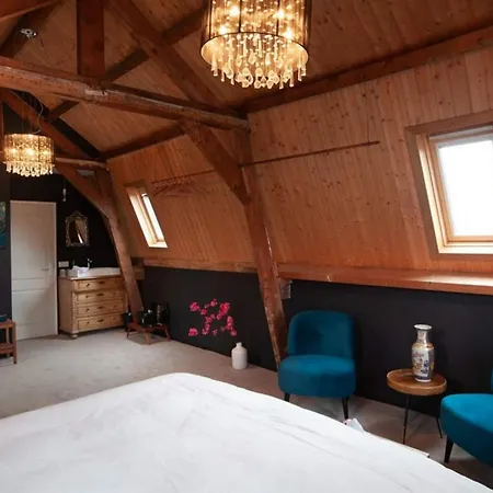 Apartment 5br Luxurious In - What'app - 0034-635-520-036 - For Reservations! Gouda